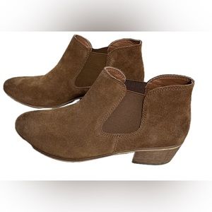 BP - Brown Chelsea Booties